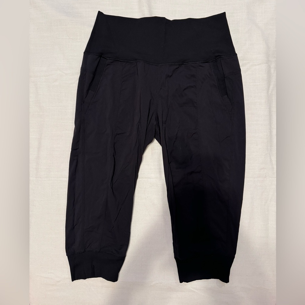 Lululemon Athletica High Waist Crop Harem Pants Black Womens size 12